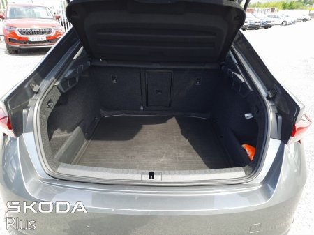 2025 Skoda Octavia - photo 10