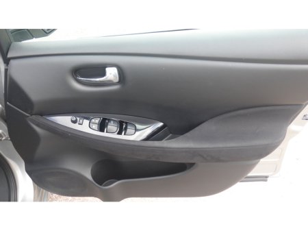2015 Nissan Leaf - photo 12