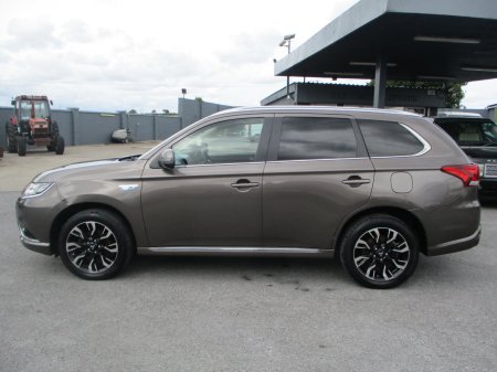 2017 Mitsubishi Outlander - photo 5