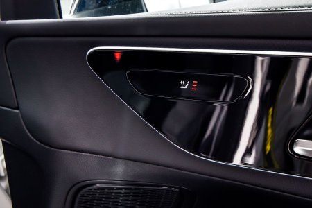 2025 Mercedes-Benz GLC - photo 20