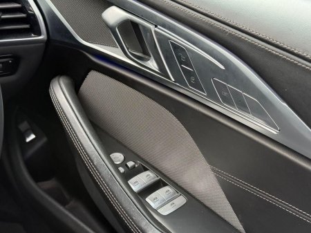 2021 BMW 8-Series - photo 15