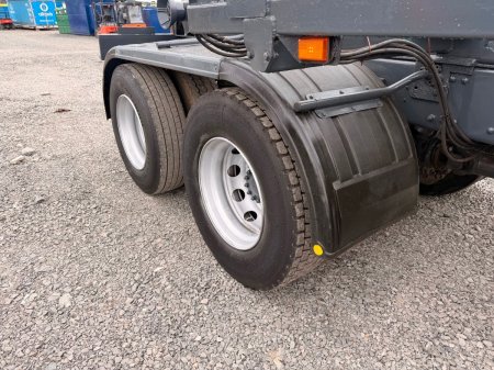2009 Volvo FM - photo 6
