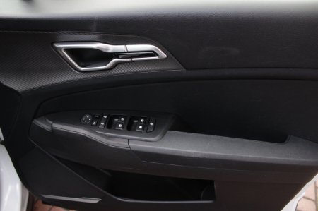 2022 Kia Sportage - photo 10