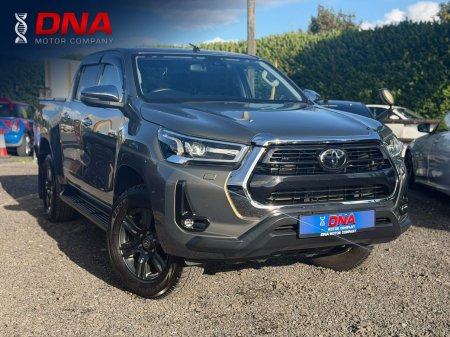 2023 Toyota Hilux D4D - CREWCAB - AUTO - 29KMS