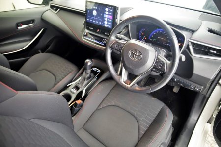 2023 Toyota Corolla - photo 13