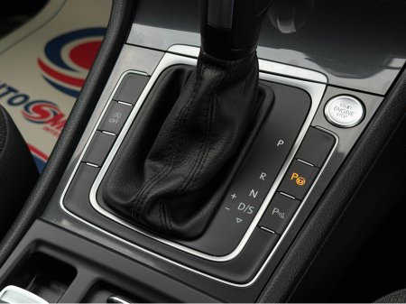 2020 Volkswagen Golf - photo 19