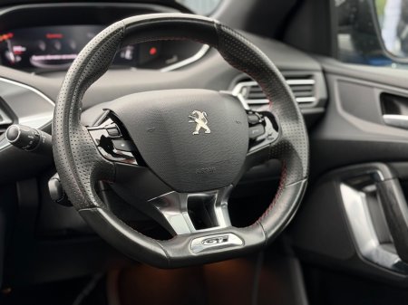 2021 Peugeot 308 - photo 12