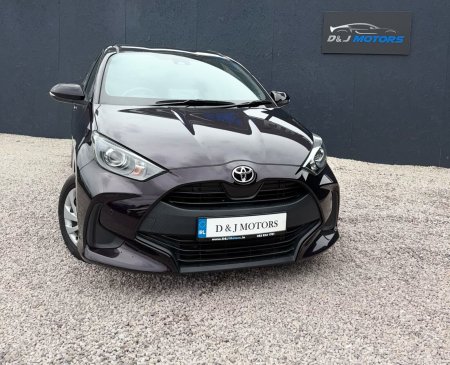 2020 Toyota Yaris - photo 2