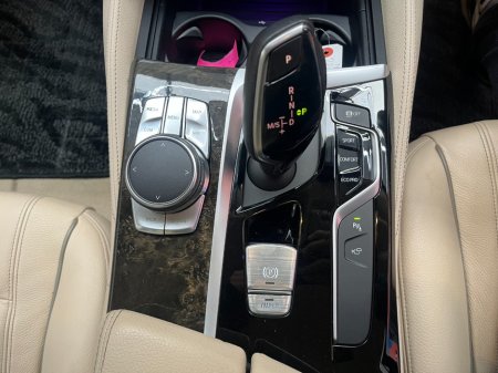 2017 BMW 5-Series - photo 13