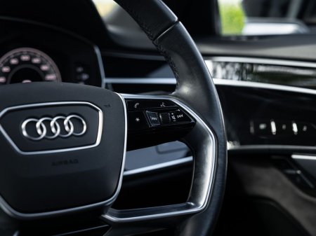 2023 Audi A8 - photo 18