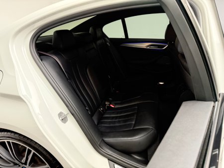 2020 BMW 5-Series - photo 12