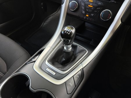 2017 Ford Mondeo - photo 16