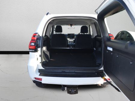 2021 Toyota Land Cruiser - photo 7