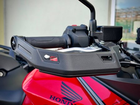 2026 Honda CB - photo 9