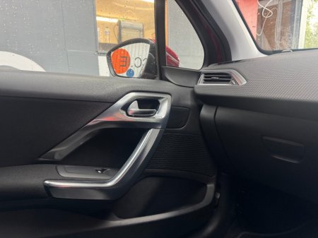 2017 Peugeot 2008 - photo 12