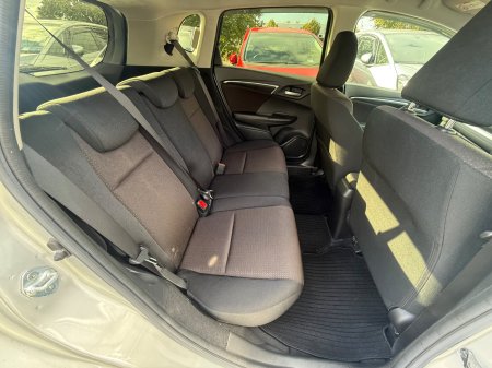 2016 Honda Fit - photo 23