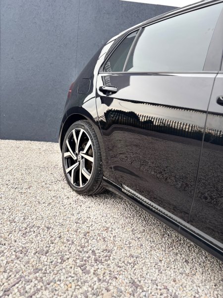 2019 Volkswagen Golf - photo 3