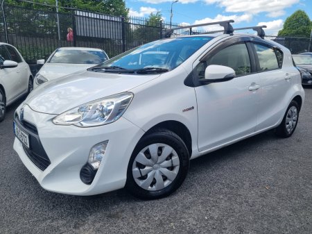 2016 Toyota Aqua - photo 4
