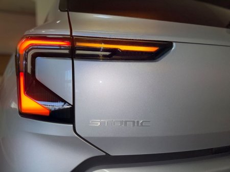 2026 Kia Stonic - photo 8