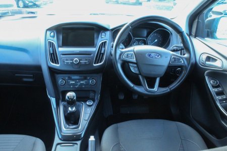 2018 Ford Focus - photo 13