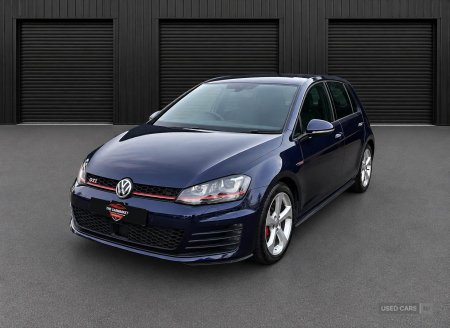 2015 Volkswagen Golf - photo 2