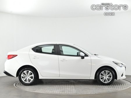 2020 Mazda Mazda2 - photo 2
