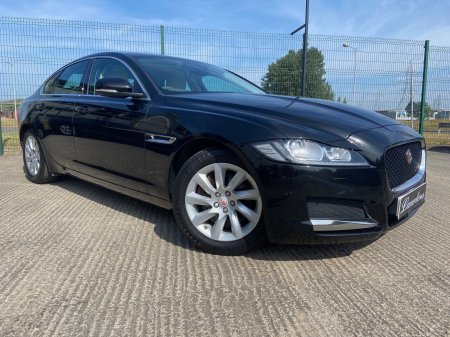 2015 Jaguar XF - photo 2