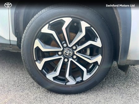2024 Toyota Yaris Cross - photo 13