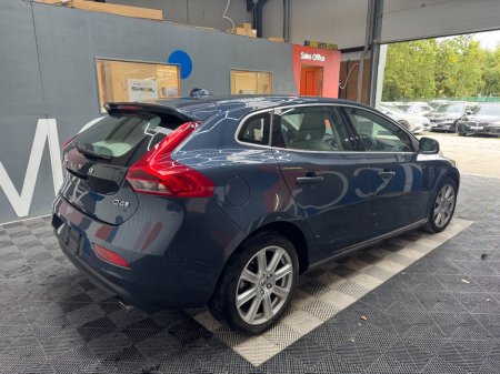 2018 Volvo V40 - photo 3