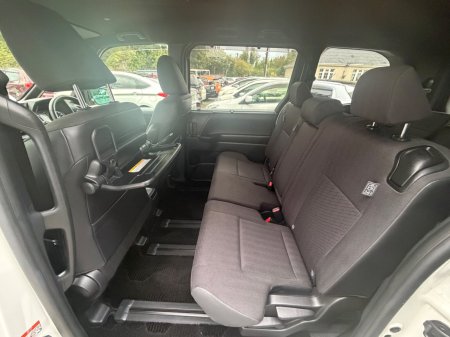 2023 Toyota Noah - photo 12