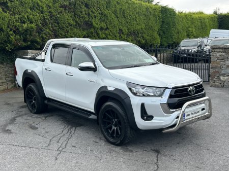 2022 Toyota Hilux - photo 7