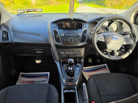 2016 Ford Focus - photo 12