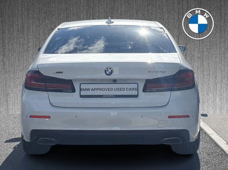 2021 BMW 5-Series - photo 14