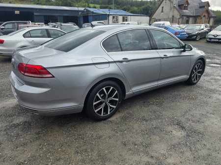 2018 Volkswagen Passat - photo 4