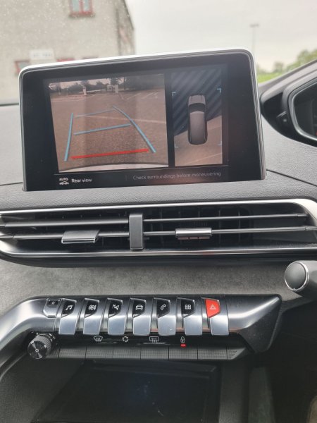 2018 Peugeot 5008 - photo 10