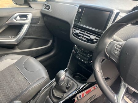 2019 Peugeot 2008 - photo 8