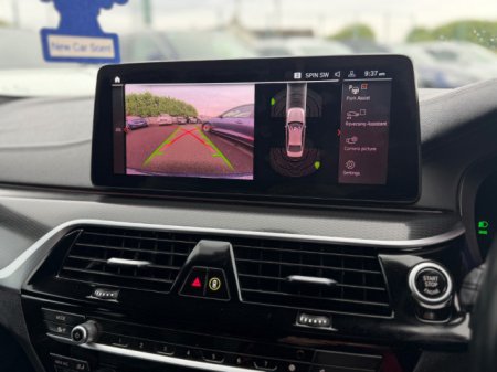 2022 BMW 5-Series - photo 14