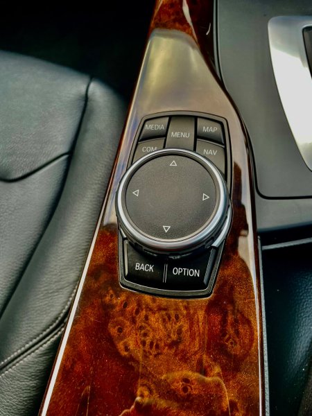 2017 BMW 3-Series - photo 29