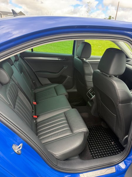 2021 Skoda Superb - photo 10