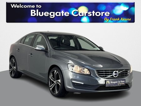 2019 Volvo S60 D2 SE*NEW 19"ALLOYS*HEATED MULTIFUNCTIONAL STEERING WHEEL**FRONT HEATED SEATS**BLACK LEATHER INTERIO