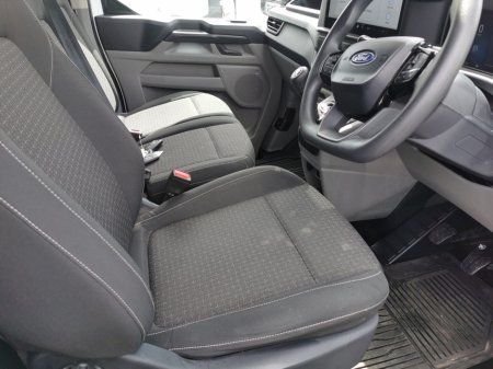 2024 Ford Transit Custom - photo 13