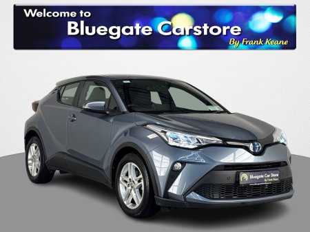 2023 Toyota C-HR HYBRID LUNA**MULTIFUNCTIONAL STEERING WHEEL**SEMI DIGITAL DASH**REVERSE CAMERA**TOUCH SCREEN MEDIA D