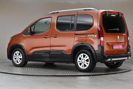 2021 Peugeot Rifter - photo 6