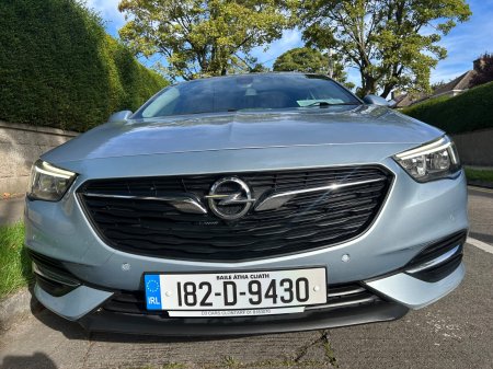 2018 Opel Insignia - photo 2
