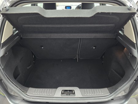 2016 Ford Fiesta - photo 22