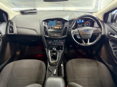 2017 Ford Focus - photo 22