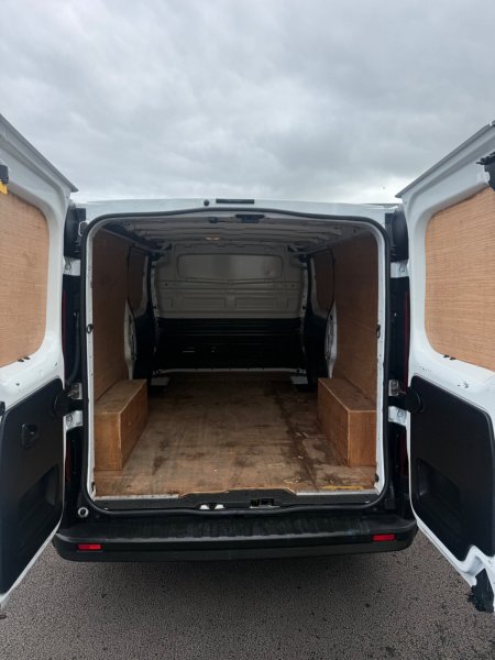 2021 Renault Trafic - photo 9