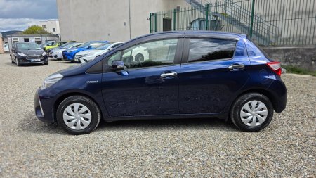 2018 Toyota Vitz - photo 5