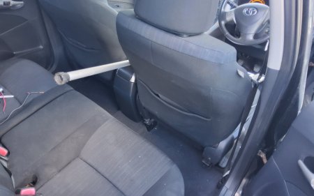 2009 Toyota Auris - photo 2