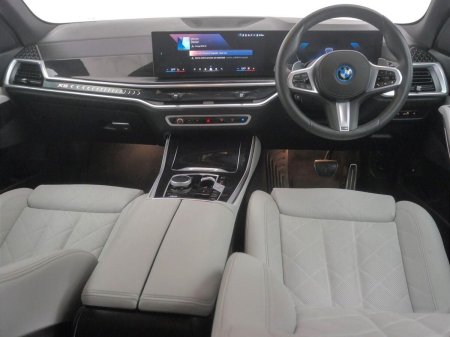 2025 BMW X5 - photo 4